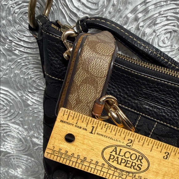 Coach Multi Attachments Case Bag Charm Leather With Gold-Tone Hardware (AirPods) - Picture 12 of 13